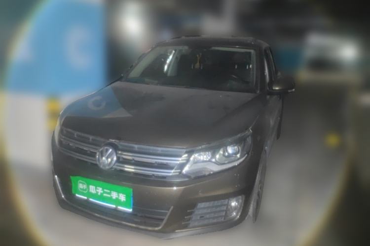 Used Volkswagen Tiguan 2016 300TSI Automatic Two-Wheel Drive Luxury Edition Guazi used car, China used car export, Used car for sale, Used cars, Cheapest cars for sale