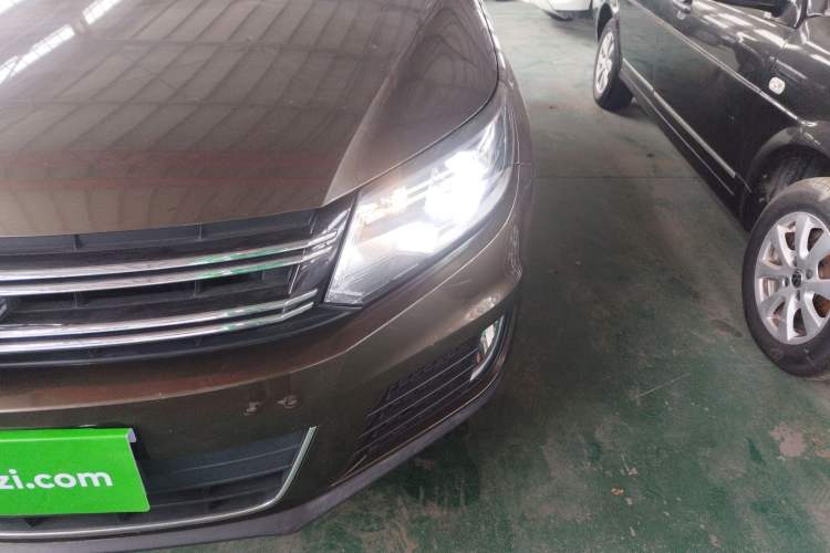 Used Volkswagen Tiguan 2016 300TSI Automatic All-Wheel Drive Fashion Vision Edition Left Front Headlight