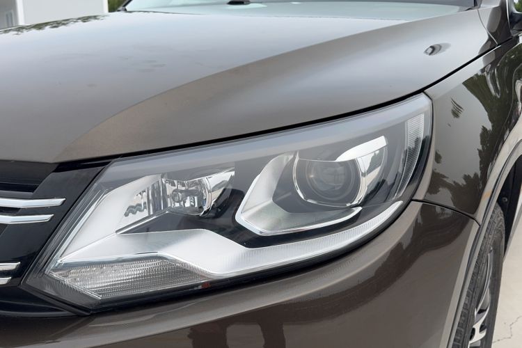 Used Volkswagen Tiguan 2016 300TSI Automatic Two-Wheel Drive Luxury Edition Left Front Headlight