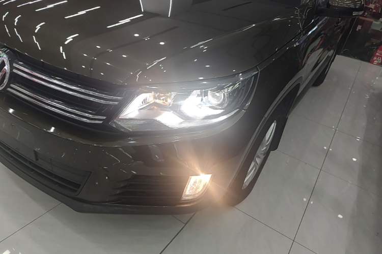Used Volkswagen Tiguan 2016 300TSI Automatic Two-Wheel Drive Trend Edition Left Front Headlight