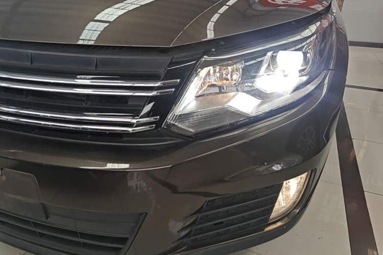 Used Volkswagen Tiguan 2016 300TSI Automatic Two-Wheel Drive Trend Edition Left Front Headlight