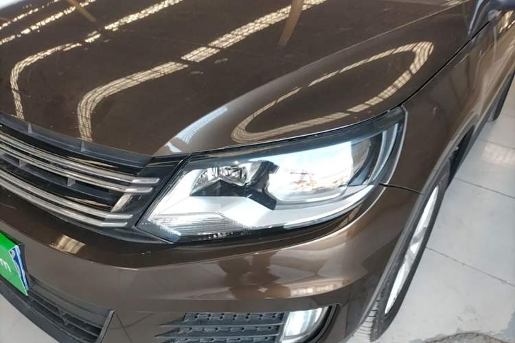 Used Volkswagen Tiguan 2016 280TSI Automatic Two-Wheel-Drive Silk Road Style Edition Left Front Headlight