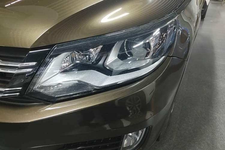 Used Volkswagen Tiguan 2016 300TSI Automatic Two-Wheel Drive Trend Edition Left Front Headlight