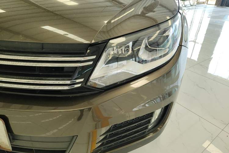 Used Volkswagen Tiguan 2016 300TSI Automatic Two-Wheel Drive Trend Edition Left Front Headlight
