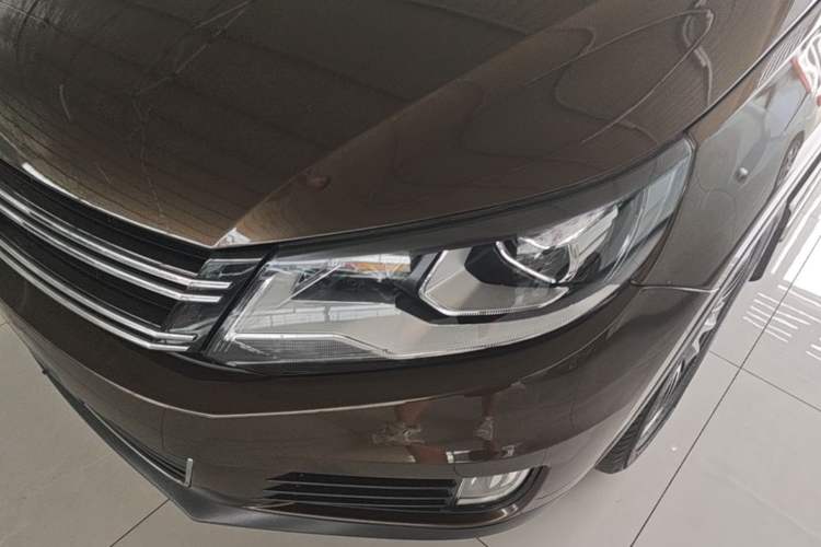 Used Volkswagen Tiguan 2016 300TSI Automatic Two-Wheel Drive Luxury Edition Left Front Headlight