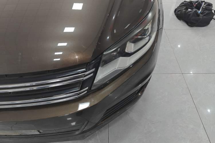 Used Volkswagen Tiguan 2016 280TSI Automatic Two-Wheel-Drive Silk Road Style Edition Left Front Headlight