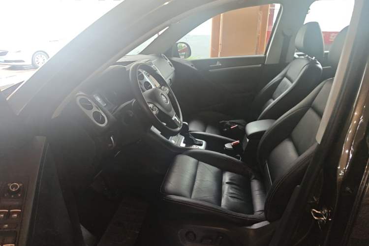Used Volkswagen Tiguan 2016 300TSI Automatic Two-Wheel Drive Luxury Edition Left Front Seat