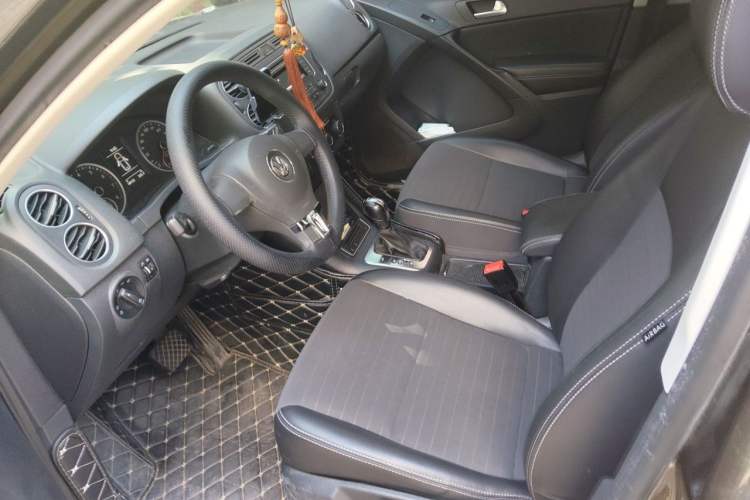 Used Volkswagen Tiguan 2016 280TSI Automatic Two-Wheel-Drive Silk Road Style Edition Left Front Seat
