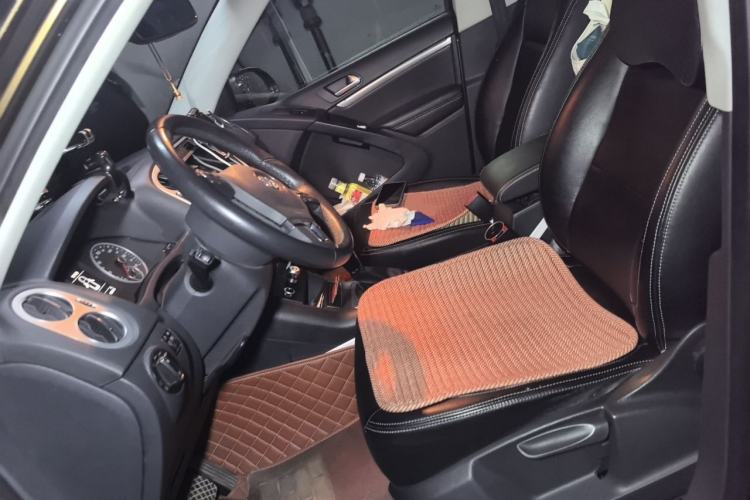 Used Volkswagen Tiguan 2016 300TSI Automatic All-Wheel Drive Fashion Vision Edition Left Front Seat