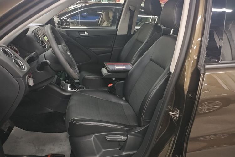 Used Volkswagen Tiguan 2016 280TSI Automatic Two-Wheel-Drive Silk Road Style Edition Left Front Seat