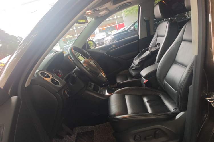 Used Volkswagen Tiguan 2016 300TSI Automatic Two-Wheel Drive Luxury Edition Left Front Seat