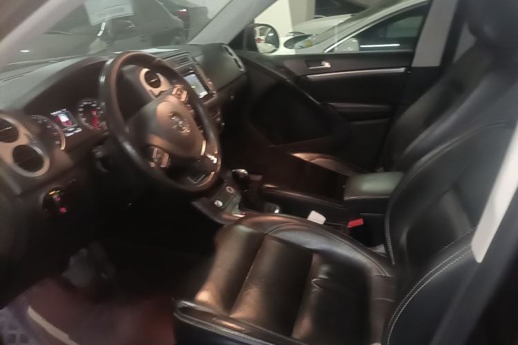 Used Volkswagen Tiguan 2016 300TSI Automatic Two-Wheel Drive Luxury Edition Left Front Seat