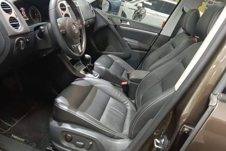 Used Volkswagen Tiguan 2016 280TSI Automatic Two-Wheel Drive Silk Road Comfort Edition Left Front Seat