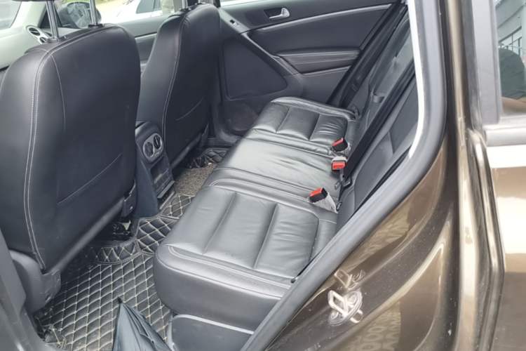 Used Volkswagen Tiguan 2016 300TSI Automatic Two-Wheel Drive Comfort Edition Left Rear Seat