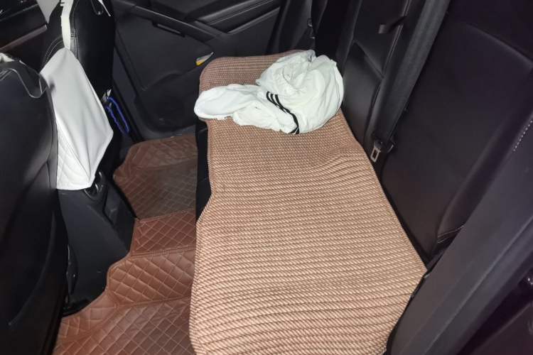Used Volkswagen Tiguan 2016 300TSI Automatic All-Wheel Drive Fashion Vision Edition Left Rear Seat