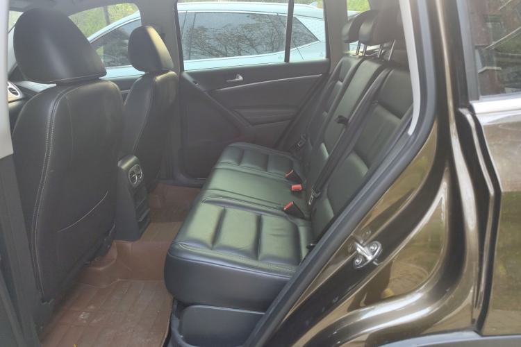 Used Volkswagen Tiguan 2016 300TSI Automatic Two-Wheel Drive Luxury Edition Left Rear Seat