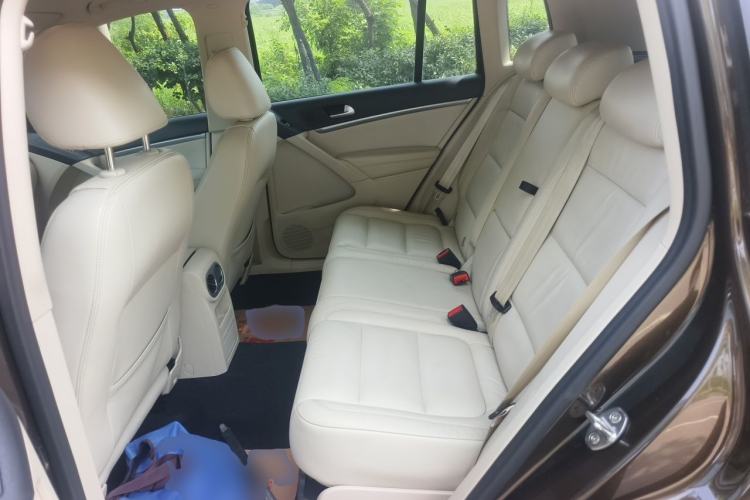 Used Volkswagen Tiguan 2016 300TSI Automatic Two-Wheel Drive Comfort Edition Left Rear Seat