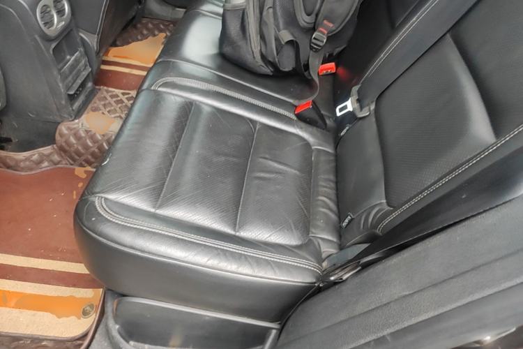 Used Volkswagen Tiguan 2016 300TSI Automatic Two-Wheel Drive Luxury Edition Left Rear Seat