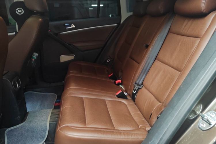 Used Volkswagen Tiguan 2016 300TSI Automatic Two-Wheel Drive Luxury Edition Left Rear Seat