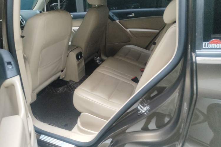 Used Volkswagen Tiguan 2016 300TSI Automatic Two-Wheel Drive Comfort Edition Left Rear Seat