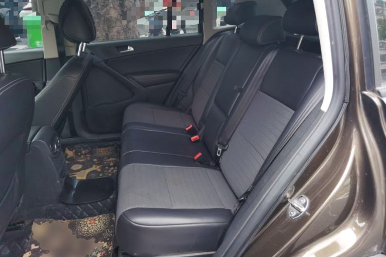 Used Volkswagen Tiguan 2016 280TSI Automatic Two-Wheel-Drive Silk Road Style Edition Left Rear Seat