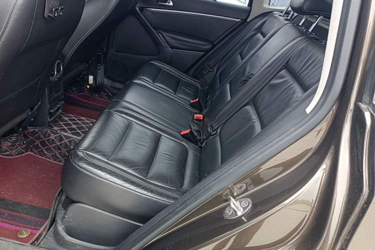 Used Volkswagen Tiguan 2016 300TSI Automatic Two-Wheel Drive Comfort Edition Left Rear Seat