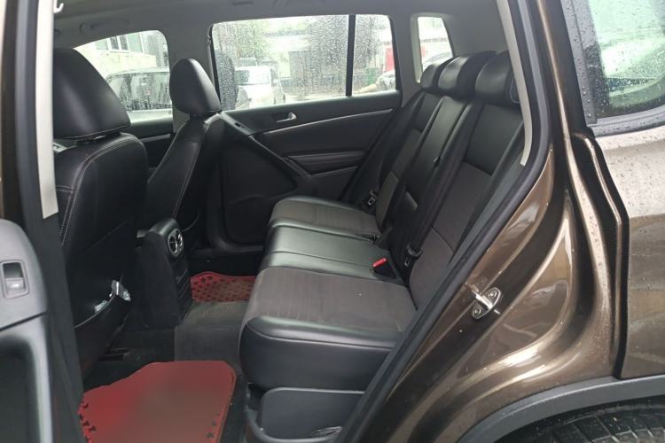 Used Volkswagen Tiguan 2016 300TSI Automatic All-Wheel Drive Fashion Vision Edition Left Rear Seat