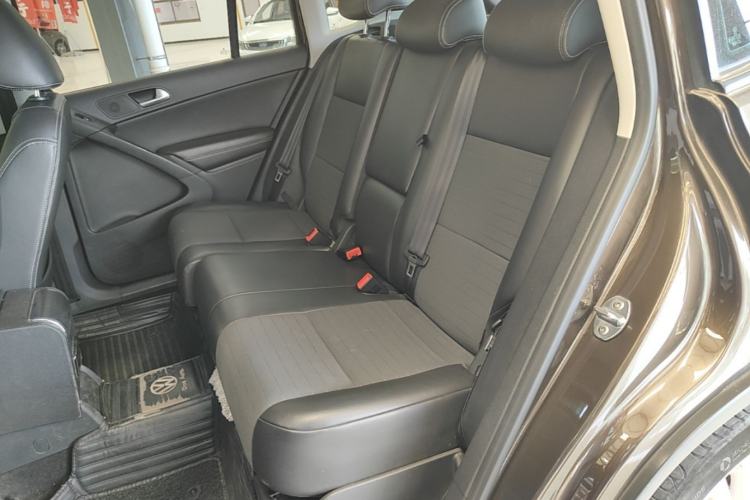 Used Volkswagen Tiguan 2016 300TSI Automatic Two-Wheel Drive Trend Edition Left Rear Seat