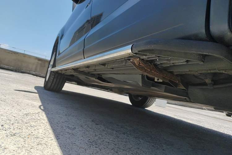 Used Volkswagen Tiguan 2016 300TSI Automatic Two-Wheel Drive Trend Edition Left Side Sill