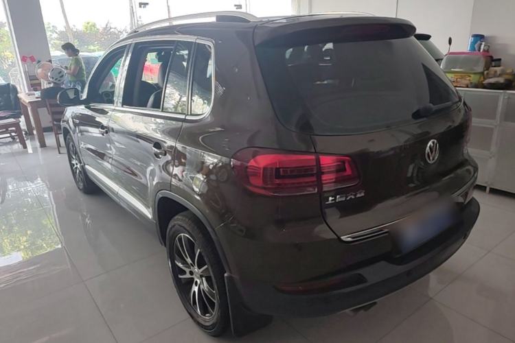 Used Volkswagen Tiguan 2016 300TSI Automatic All-Wheel Drive Luxury Edition Rear Left 45 Deg