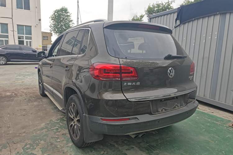 Used Volkswagen Tiguan 2016 300TSI Automatic Two-Wheel Drive Luxury Edition Rear Left 45 Deg