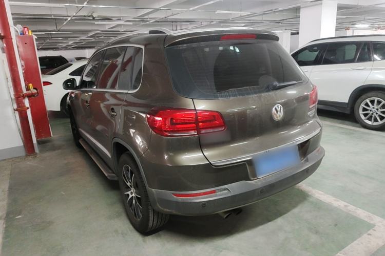 Used Volkswagen Tiguan 2016 300TSI Automatic All-Wheel Drive Luxury Edition Rear Left 45 Deg