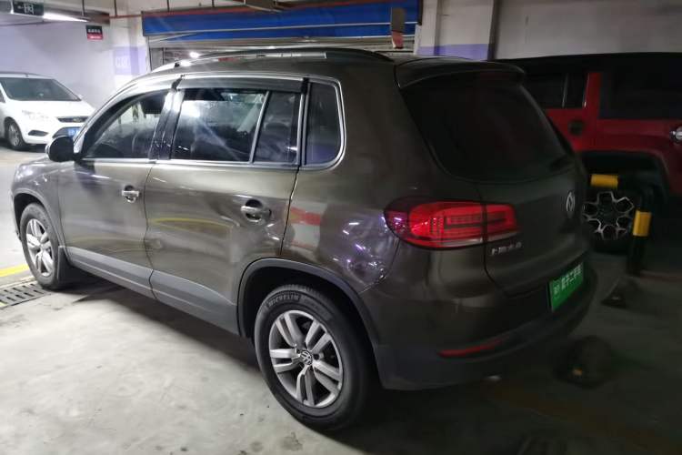 Used Volkswagen Tiguan 2016 300TSI Automatic Two-Wheel Drive Trend Edition Rear Left 45 Deg