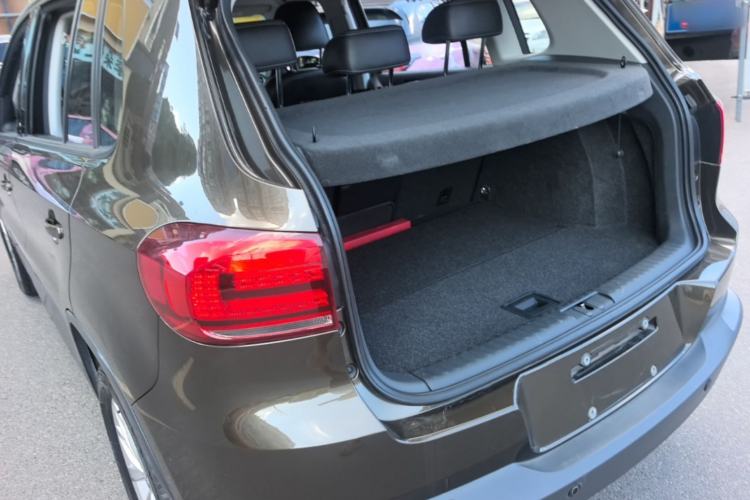 Used Volkswagen Tiguan 2016 280TSI Automatic Two-Wheel-Drive Silk Road Style Edition Rear Left 45 Deg