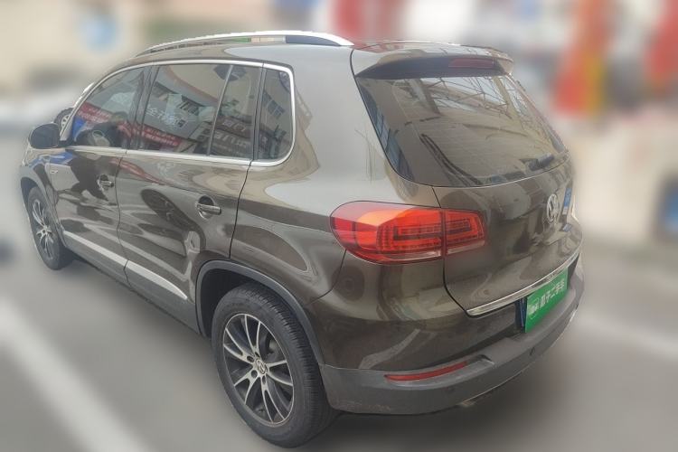 Used Volkswagen Tiguan 2016 300TSI Automatic All-Wheel Drive Luxury Edition Rear Left 45 Deg