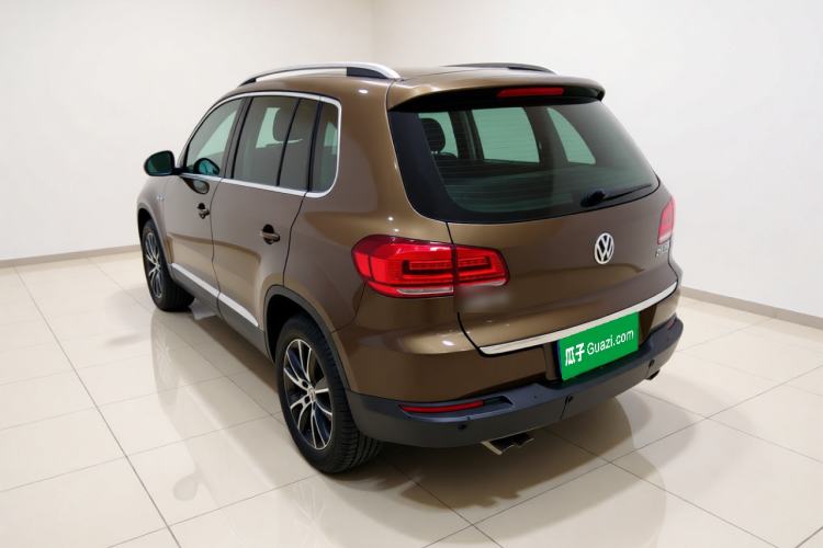 Used Volkswagen Tiguan 2016 300TSI Automatic All-Wheel Drive Luxury Edition Rear Left 45 Deg