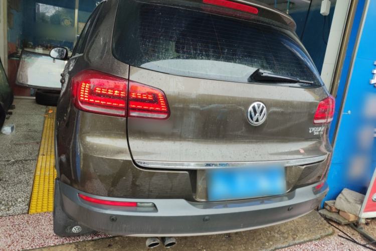Used Volkswagen Tiguan 2016 300TSI Automatic All-Wheel Drive Luxury Edition Rear