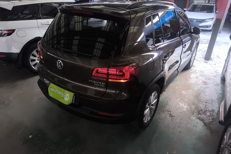 Used Volkswagen Tiguan 2016 300TSI Automatic All-Wheel Drive Fashion Vision Edition Rear Right 45 Deg