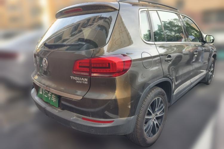 Used Volkswagen Tiguan 2016 300TSI Automatic Two-Wheel Drive Trend Edition Rear Right 45 Deg