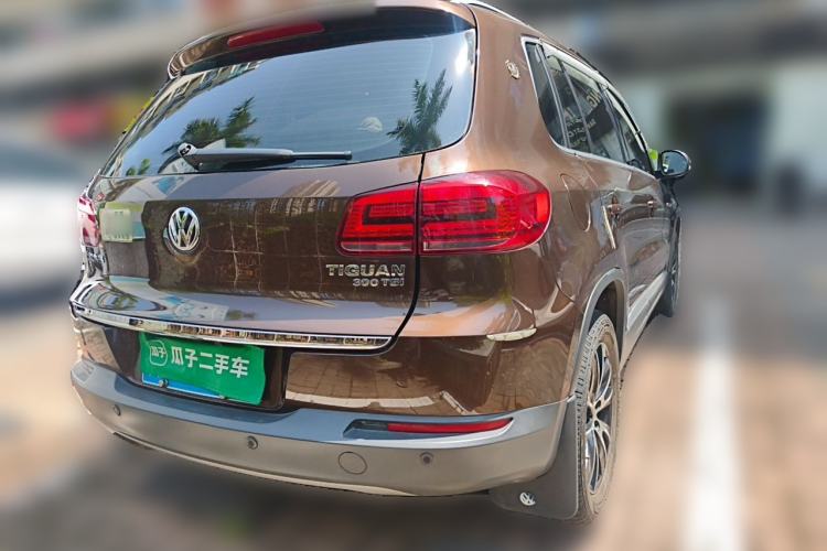 Used Volkswagen Tiguan 2016 300TSI Automatic All-Wheel Drive Luxury Edition Rear Right 45 Deg