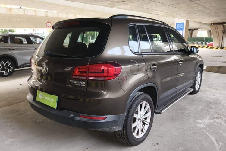 Used Volkswagen Tiguan 2016 300TSI Automatic All-Wheel Drive Fashion Vision Edition Rear Right 45 Deg