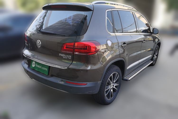 Used Volkswagen Tiguan 2016 300TSI Automatic Two-Wheel Drive Luxury Edition Rear Right 45 Deg