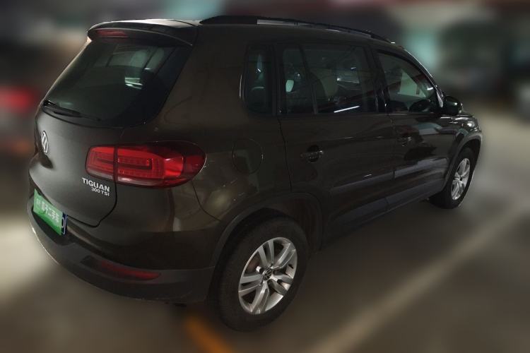 Used Volkswagen Tiguan 2016 300TSI Automatic Two-Wheel Drive Trend Edition Rear Right 45 Deg