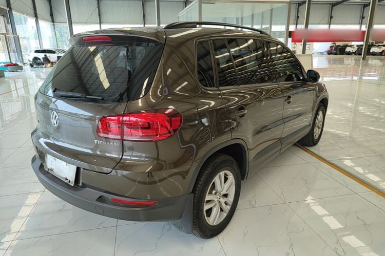 Used Volkswagen Tiguan 2016 300TSI Automatic Two-Wheel Drive Trend Edition Rear Right 45 Deg