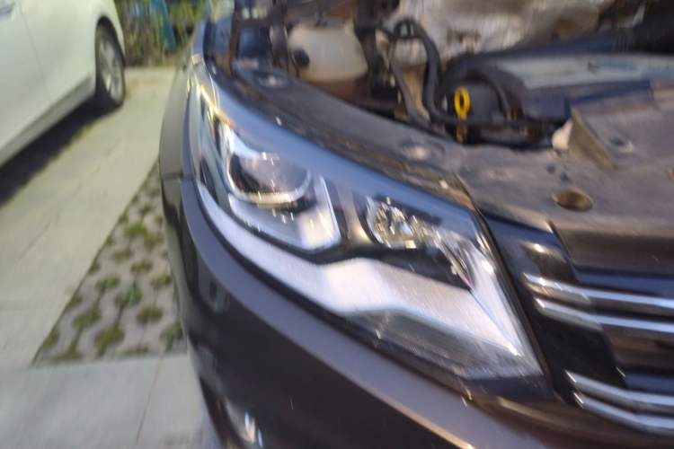 Used Volkswagen Tiguan 2016 300TSI Automatic Two-Wheel Drive Comfort Edition Right Front Headlight