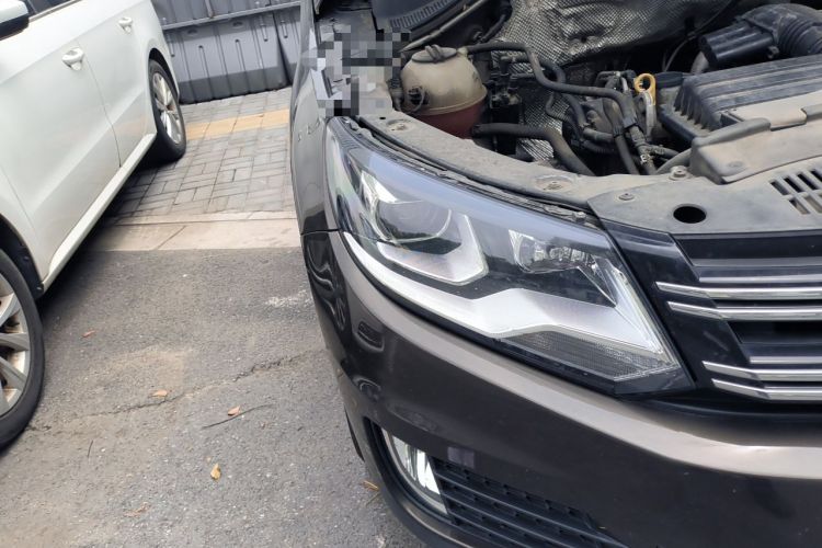 Used Volkswagen Tiguan 2016 280TSI Automatic Two-Wheel Drive Silk Road Comfort Edition Right Front Headlight