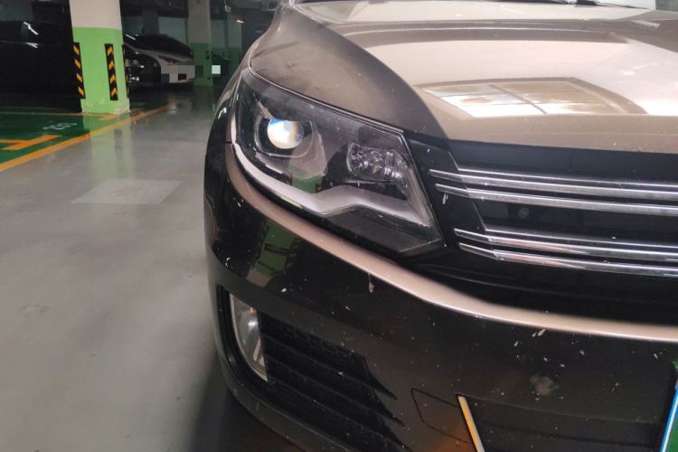 Used Volkswagen Tiguan 2016 300TSI Automatic Two-Wheel Drive Luxury Edition Right Front Headlight