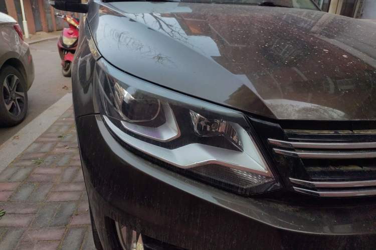 Used Volkswagen Tiguan 2016 300TSI Automatic Two-Wheel Drive Luxury Edition Right Front Headlight