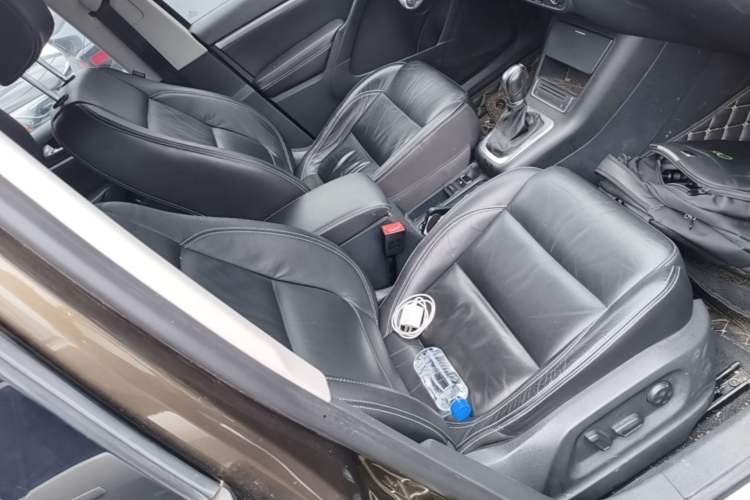 Used Volkswagen Tiguan 2016 300TSI Automatic Two-Wheel Drive Comfort Edition Right Front Seat