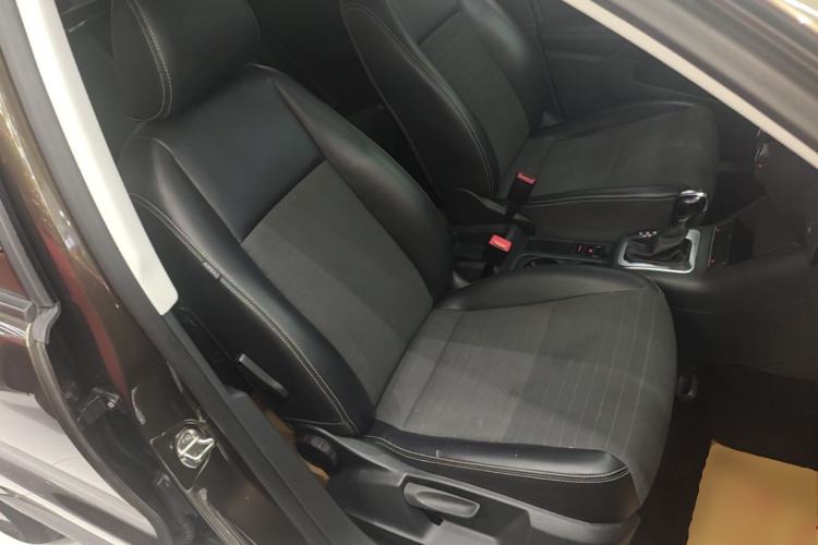 Used Volkswagen Tiguan 2016 300TSI Automatic Two-Wheel Drive Trend Edition Right Front Seat